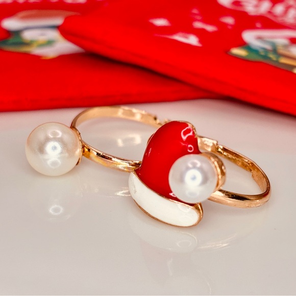 🎄DEAL Enamel Gold and Red Santa Hat Faux Pearl Adjustable Ring Set - Picture 1 of 8